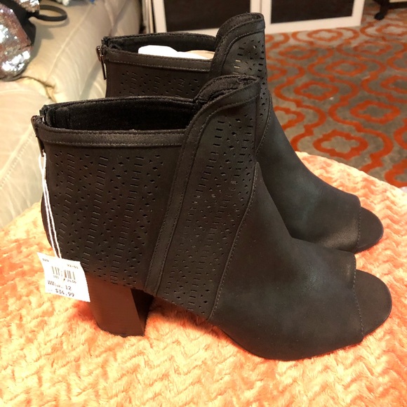american eagle booties payless